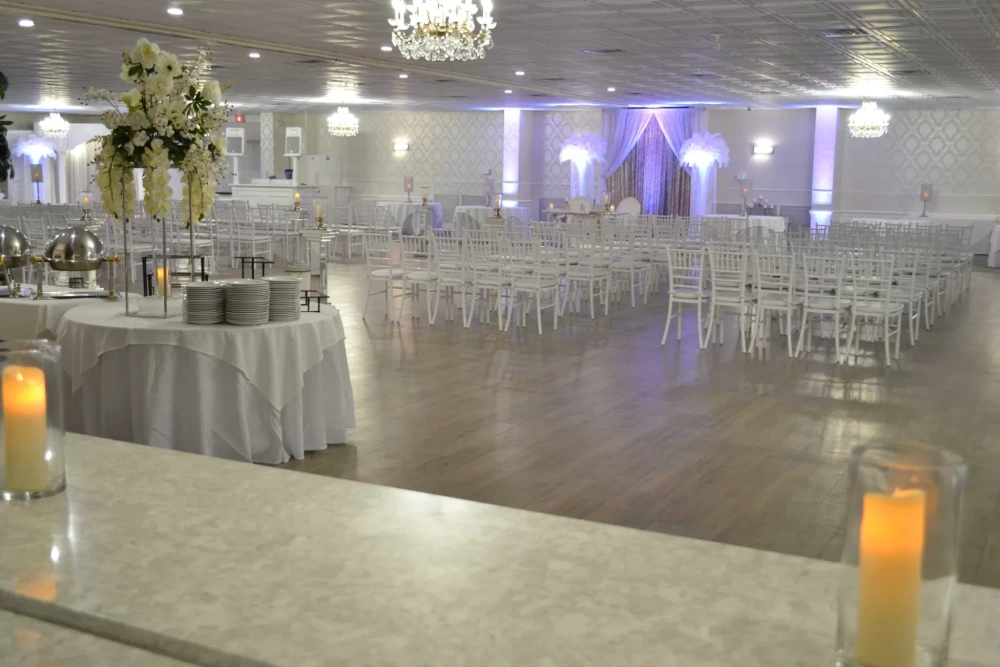 Is a Ballroom Wedding in New Orleans Right for You?